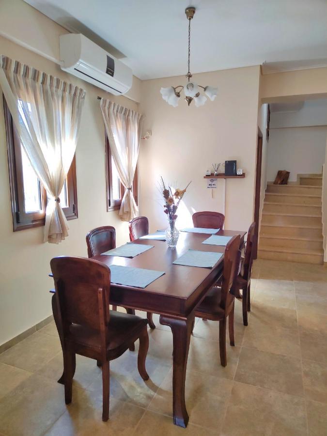 Athevillas Chrysoula Mézapos Exterior foto